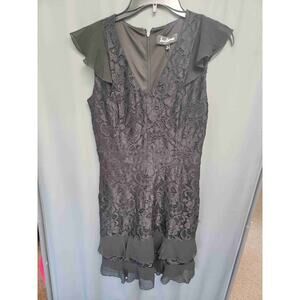 Sam Edelman Black Lace Ruffle Hem Cap Sleeves Cocktail Dress Size 8 b57